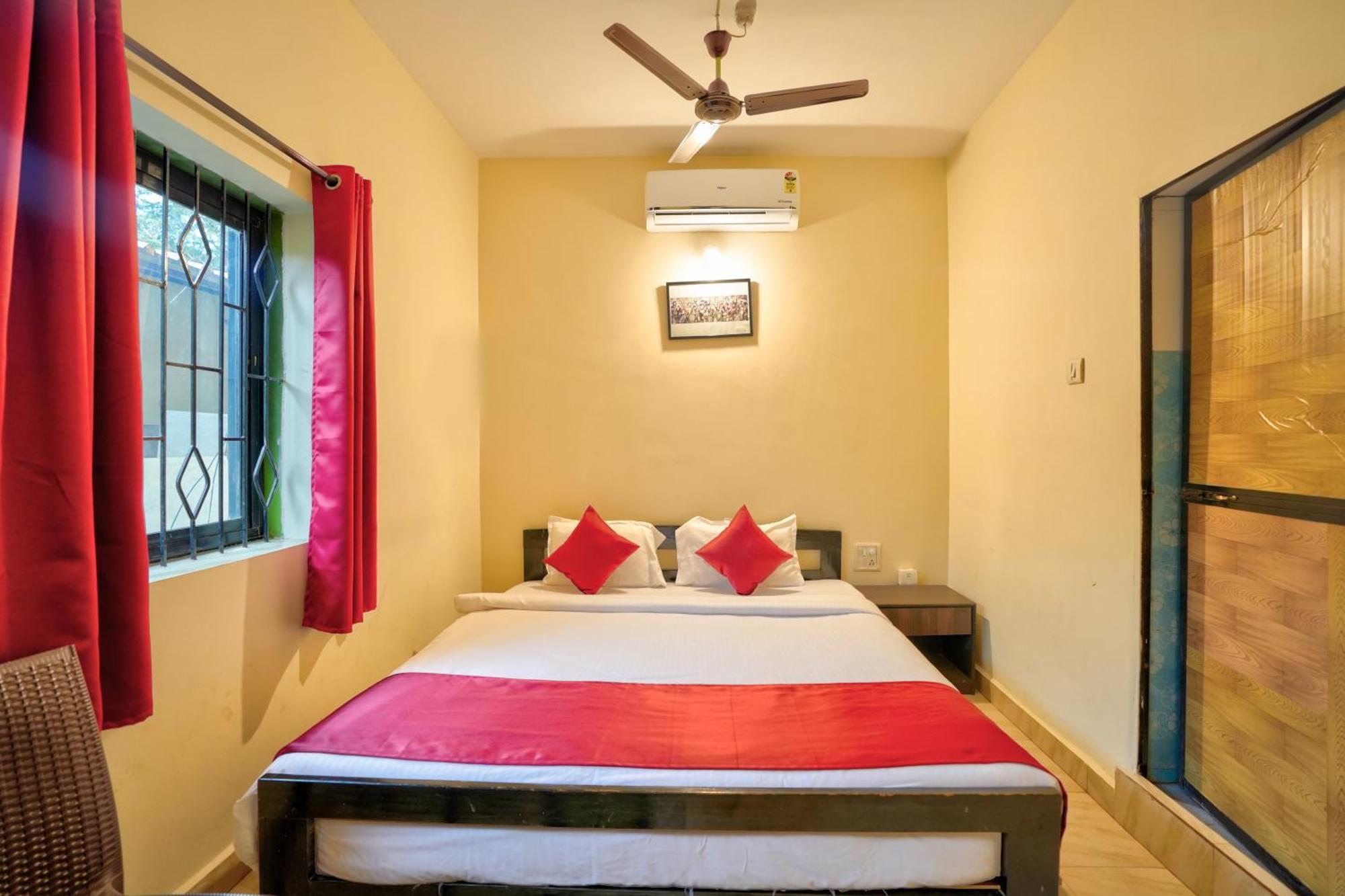 Hotel Salty Waves Бага Экстерьер фото